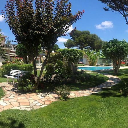 Abla Guest House Carcavelos  Exteriör bild