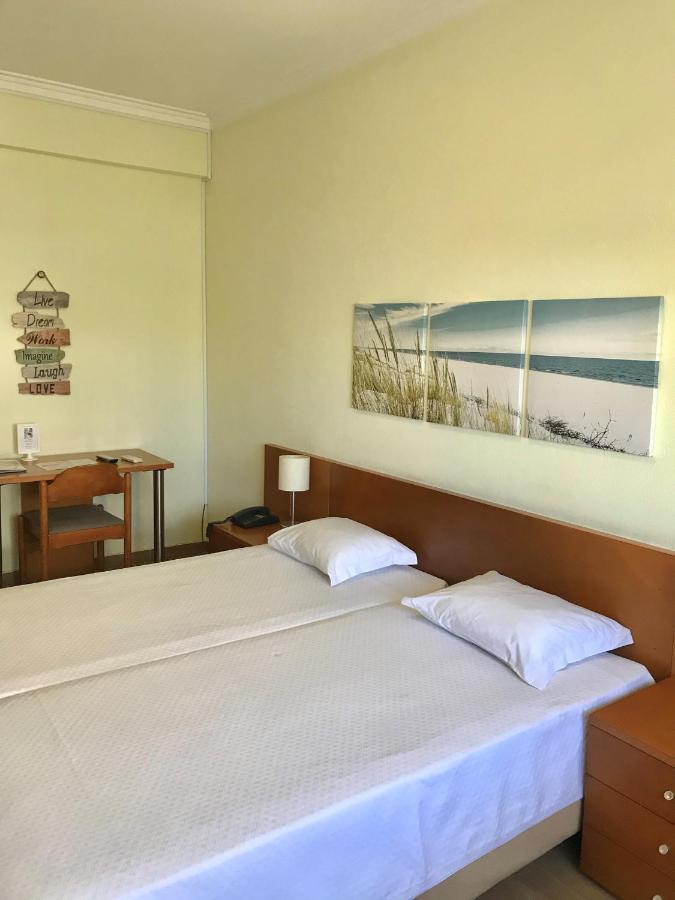 Abla Guest House Carcavelos  Exteriör bild