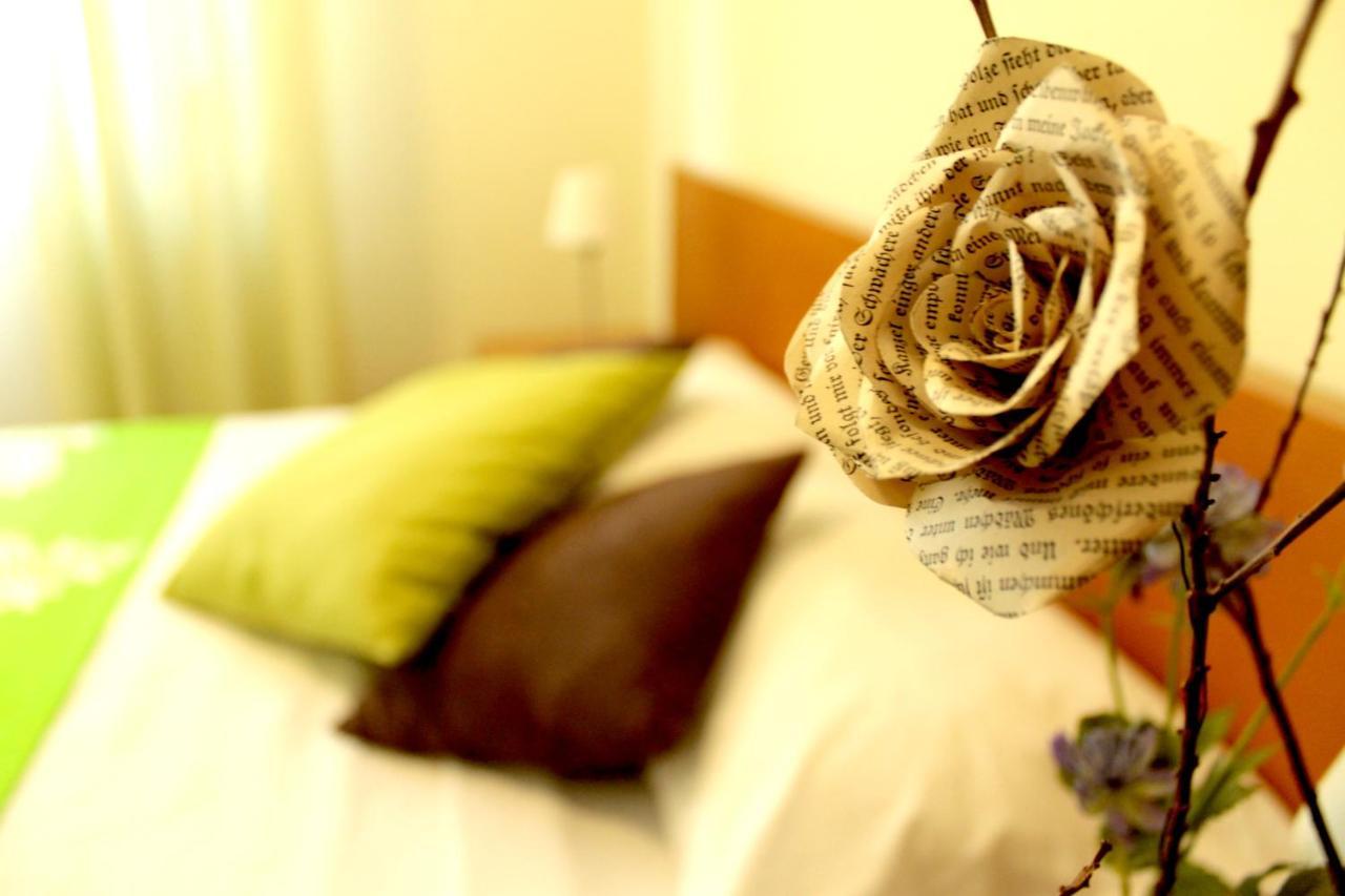 Abla Guest House Carcavelos  Rum bild