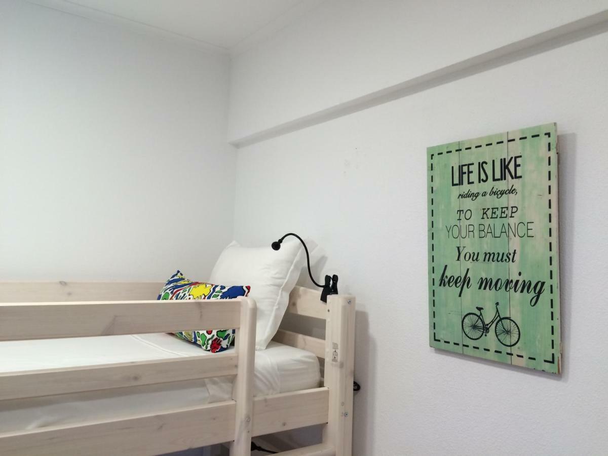 Abla Guest House Carcavelos  Rum bild